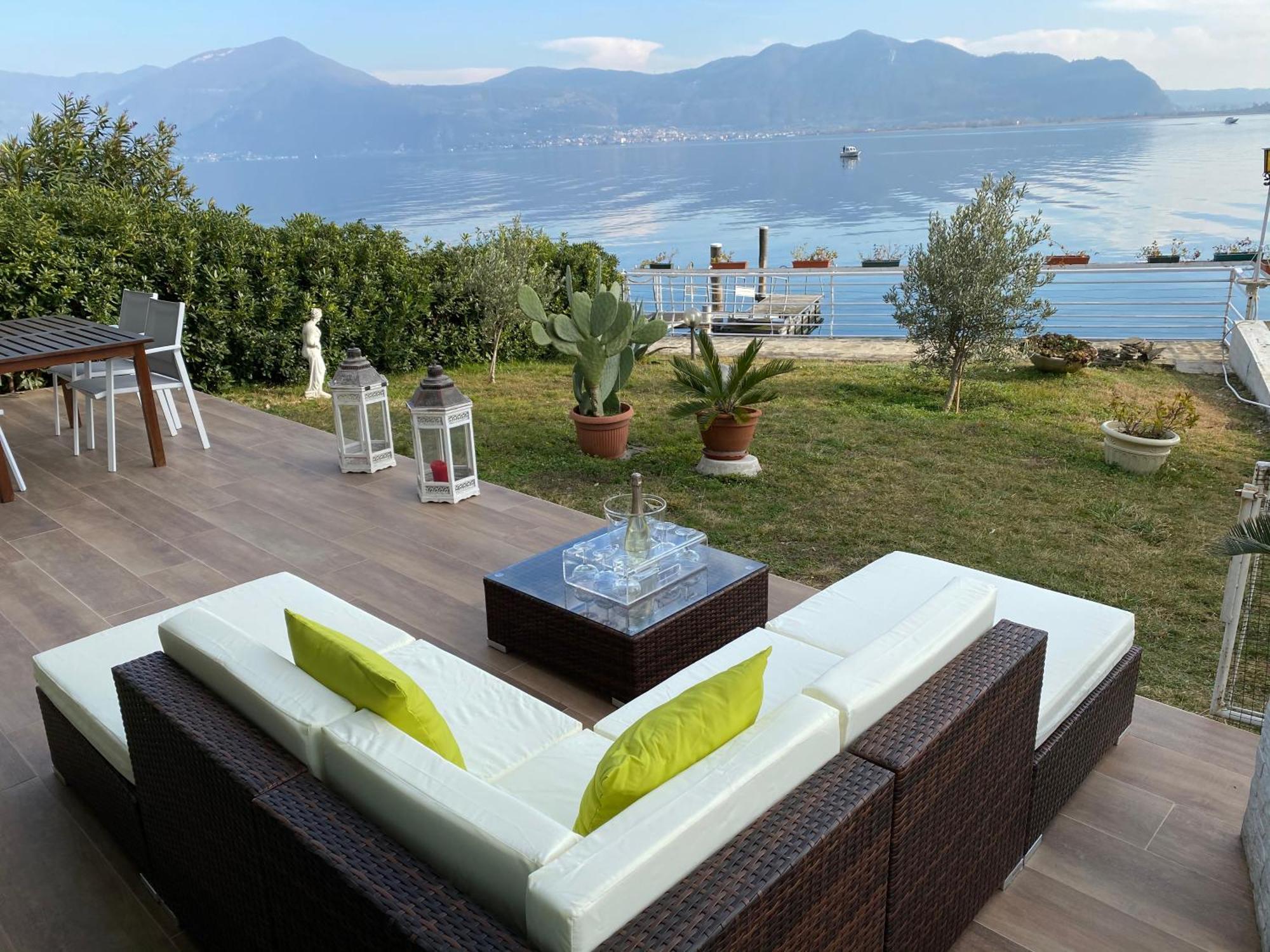 Villa Anastasye Your Lakefront Vacation Rental Predore Ngoại thất bức ảnh