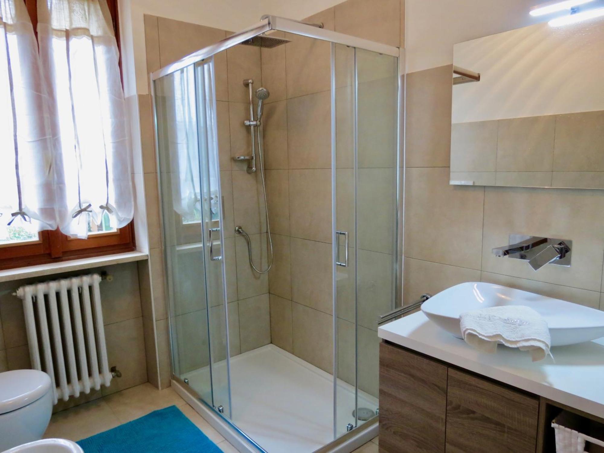 Villa Anastasye Your Lakefront Vacation Rental Predore Ngoại thất bức ảnh