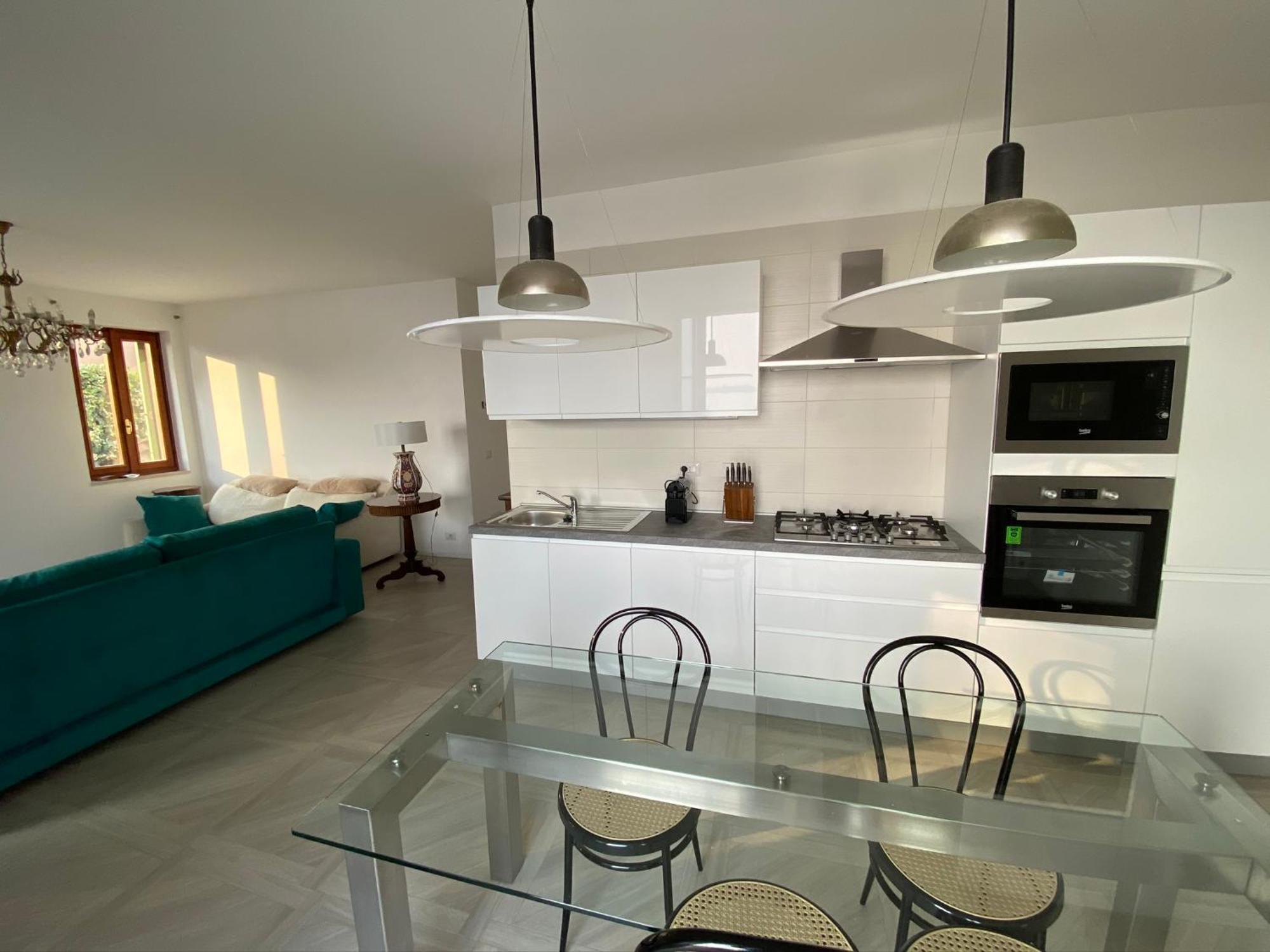 Villa Anastasye Your Lakefront Vacation Rental Predore Ngoại thất bức ảnh